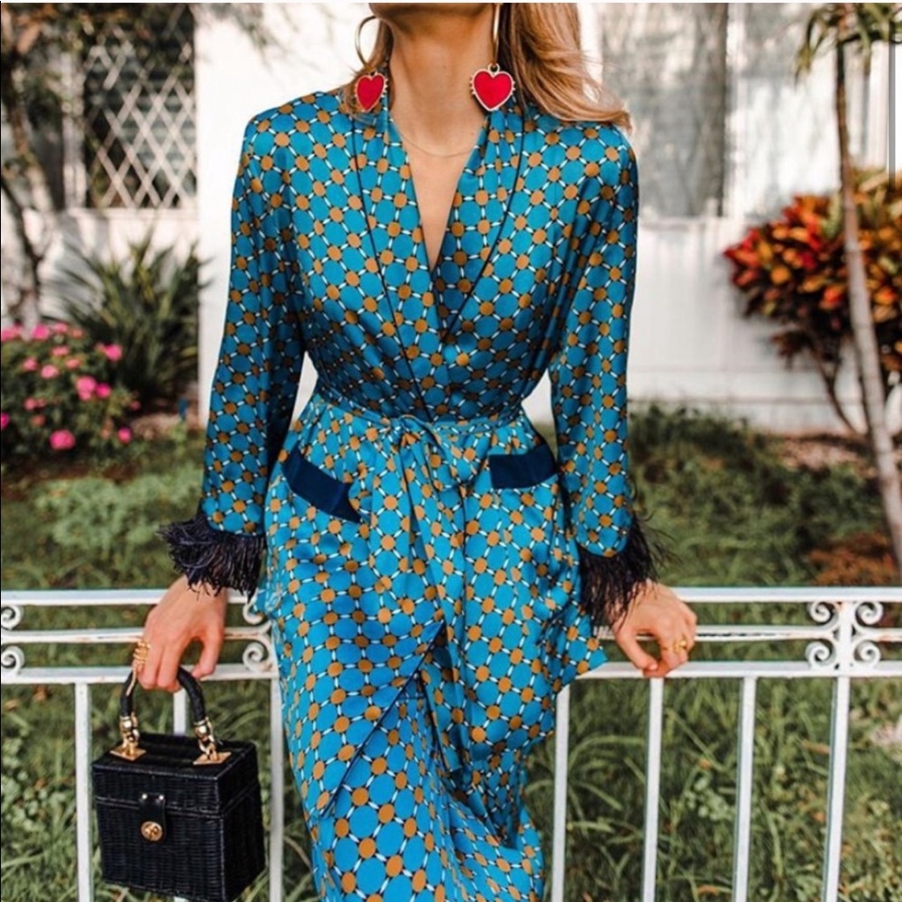 Zara blogger Fav! NWT blue print feather kimono - Picture 4 of 8